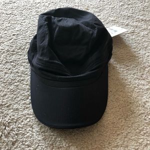 Lululemon lightweight hat